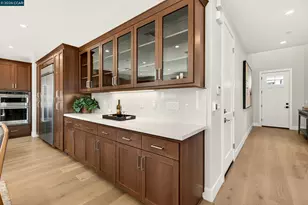 2250 Vandeleur Dr, Napa, CA 94558 - Photo 21