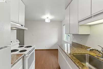 14617 Doolittle Dr, San Leandro, CA 94577 - Photo 9