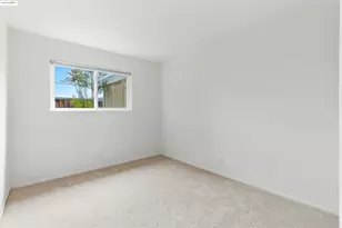 14617 Doolittle Dr, San Leandro, CA 94577 - Photo 11