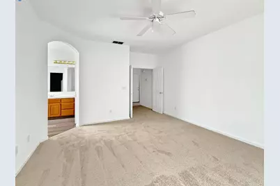 2352 Gretchen Elizabeth Ct, Tracy, CA 95377 - Photo 21