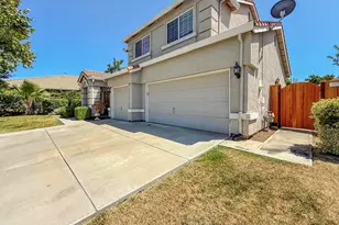 2352 Gretchen Elizabeth Ct, Tracy, CA 95377 - Photo 3