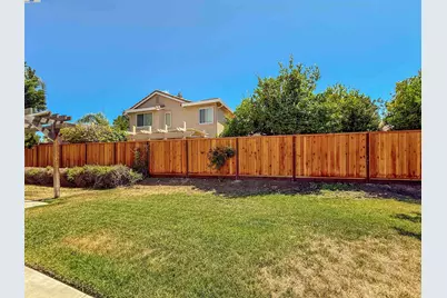 2352 Gretchen Elizabeth Ct, Tracy, CA 95377 - Photo 47
