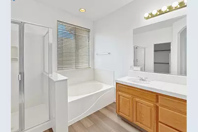 2352 Gretchen Elizabeth Ct, Tracy, CA 95377 - Photo 23