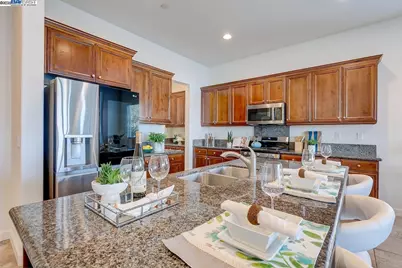 1440 Riva Trigoso Dr, Manteca, CA 95337 - Photo 15