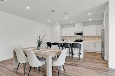 5946 Markham Dr, Tracy, CA 95377 - Photo 7