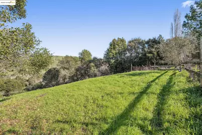0 Fairview Ave, Richmond, CA 94805 - Photo 9