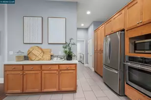 401 Seville Ln, Walnut Creek, CA 94598 - Photo 11