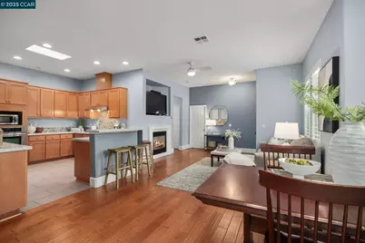 401 Seville Ln, Walnut Creek, CA 94598 - Photo 3