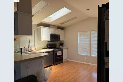 177 Rose Marie Ln, Concord, CA 94518 - Photo 3