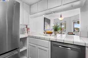 21103 Gary Dr, Hayward, CA 94546 - Photo 9