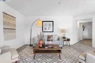 21103 Gary Dr, Hayward, CA 94546 - Photo 13