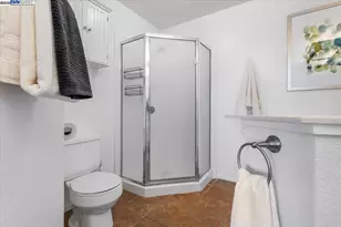 21103 Gary Dr, Hayward, CA 94546 - Photo 29