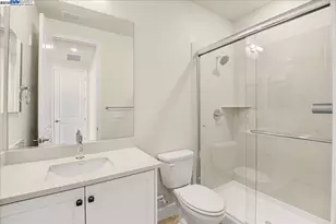 5325 Singh Circle, Union City, CA 94587 - Photo 19