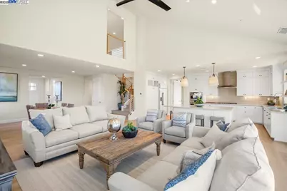 5325 Singh Circle, Union City, CA 94587 - Photo 11