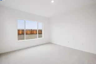 17618 Brightwood Ave, Lathrop, CA 95330 - Photo 23