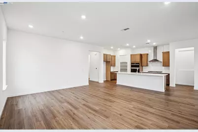 17618 Brightwood Avenue, Lathrop, CA 95330 - Photo 7