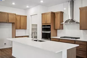 17618 Brightwood Ave, Lathrop, CA 95330 - Photo 9