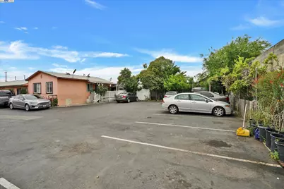 21806 Meekland Ave, Hayward, CA 94541 - Photo 23