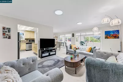 1935 Golden Rain Rd #1, Walnut Creek, CA 94595 - Photo 11