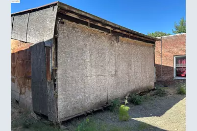 39 Main St, Isleton, CA 95641 - Photo 27