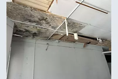 39 Main St, Isleton, CA 95641 - Photo 11