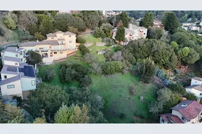 142 Gravatt Dr, Berkeley, CA 94705 - Photo 19