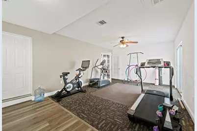 23551 Rancho Ramon Ct, Tracy, CA 95304 - Photo 25