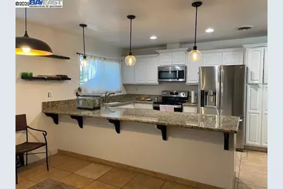 9648 La Nuez Dr, Elk Grove, CA 95624 - Photo 3