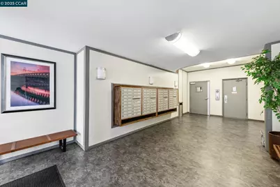 150 Pearl St #122, Oakland, CA 94611 - Photo 33