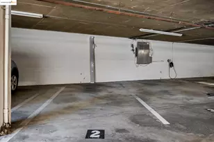 567 Oakland Ave, Oakland, CA 94611 - Photo 37