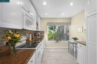 2055 Cactus Ct #2, Walnut Creek, CA 94595 - Photo 11