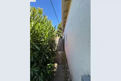 1909 Francisco Way, Richmond, CA 94805 - Photo 13