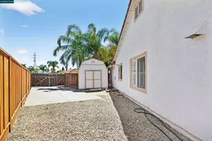 1381 Arlington Way, Brentwood, CA 94513 - Photo 29