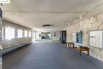 325 Kitty Hawk Rd #UNIT 207, Alameda, CA 94501 - Photo 31