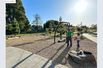 325 Kitty Hawk Rd #UNIT 207, Alameda, CA 94501 - Photo 39