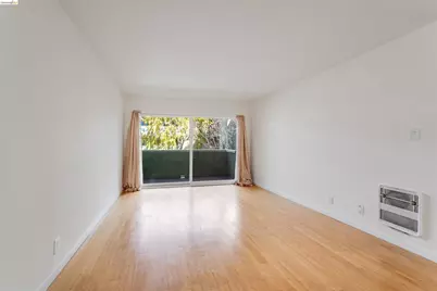 325 Kitty Hawk Rd #UNIT 207, Alameda, CA 94501 - Photo 7