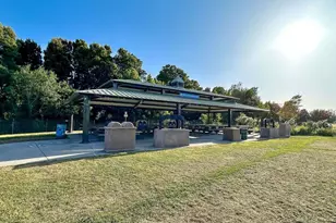 325 Kitty Hawk Rd, Alameda, CA 94501 - Photo 31