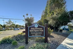 325 Kitty Hawk Rd, Alameda, CA 94501 - Photo 43