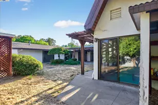 20521 Upper Hillview Dr, Sonora, CA 95370 - Photo 49