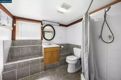 1220 Chestnut St, Alameda, CA 94501 - Photo 23