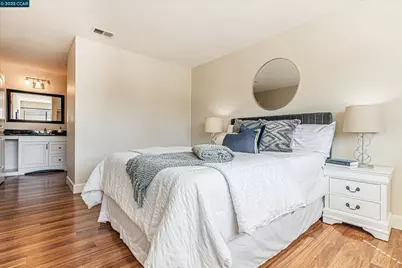 5055 Valley Crest Dr #196, Concord, CA 94521 - Photo 15