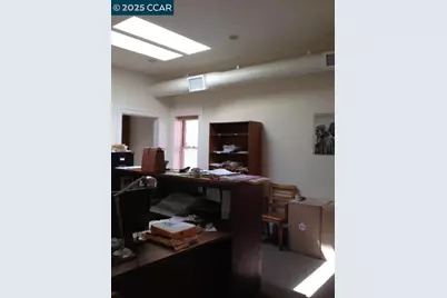201 Richmond Suite 1, Richmond, CA 94801 - Photo 3