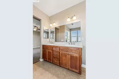 6443 Blue Rock Ct., Oakland, CA 94605 - Photo 25