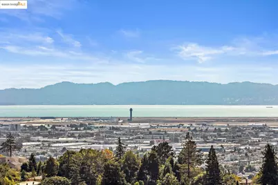 6443 Blue Rock Ct., Oakland, CA 94605 - Photo 3