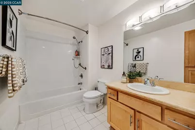 131 Bayside Ct, Richmond, CA 94804 - Photo 15