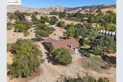 5665 Victoria Ln, Livermore, CA 94550 - Photo 57