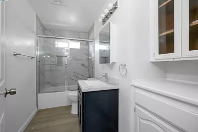 512 Teasdale Pl, Hayward, CA 94544 - Photo 17