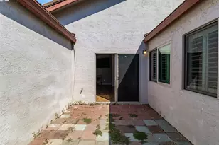 943 Coral Ridge Cir, Rodeo, CA 94572 - Photo 21