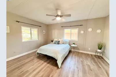 29255 Harpoon Way, Hayward, CA 94544 - Photo 15