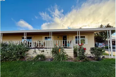 29255 Harpoon Way, Hayward, CA 94544 - Photo 1